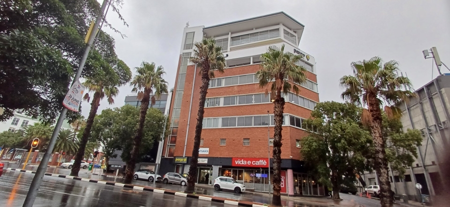 To Let commercial Property for Rent in Gardens Western Cape